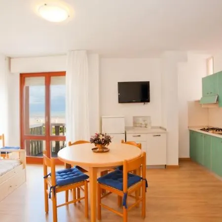 Casa Rizzante - Agenzia Arcobaleno Appartement