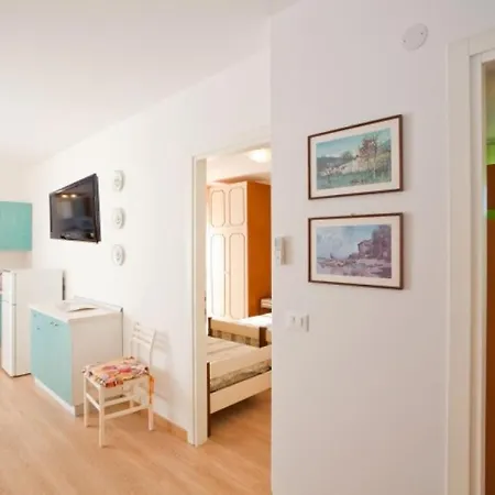 Casa Rizzante - Agenzia Arcobaleno Apartamento